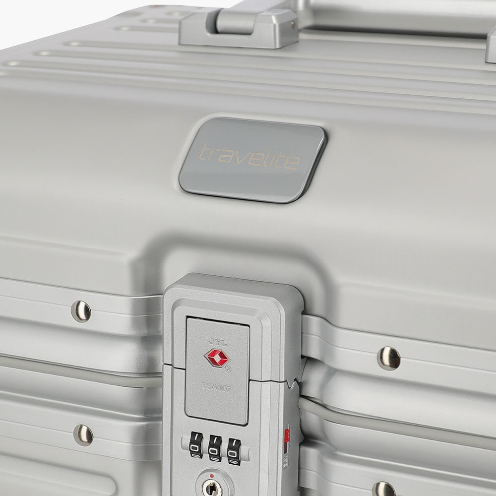 Travelite – Next 2.0 Beautycase i aluminium - Bild 10