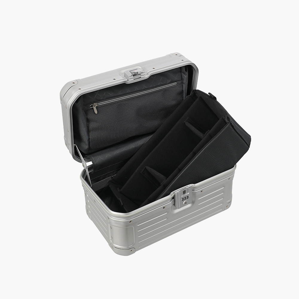 Travelite – Next 2.0 Beautycase i aluminium - Bild 8